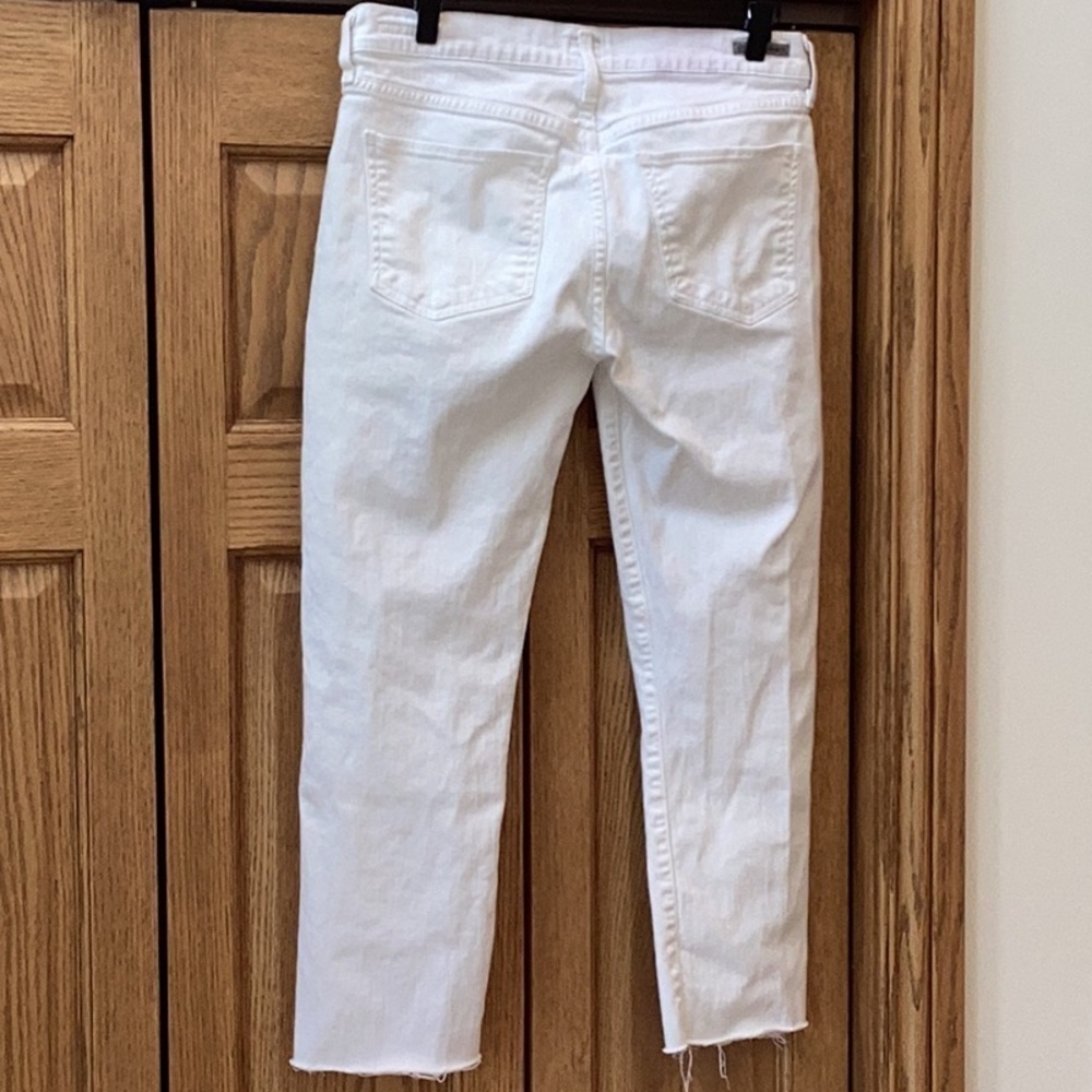 Citizens of Humanity while Phoebe slim straight crop jeans. Women’s size… - Picture 3 of 16